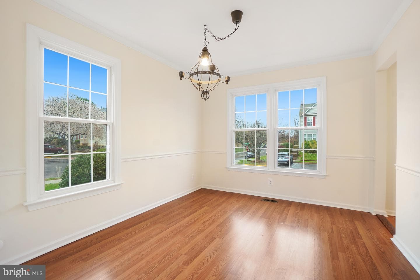 746 Arbor Court photo 11