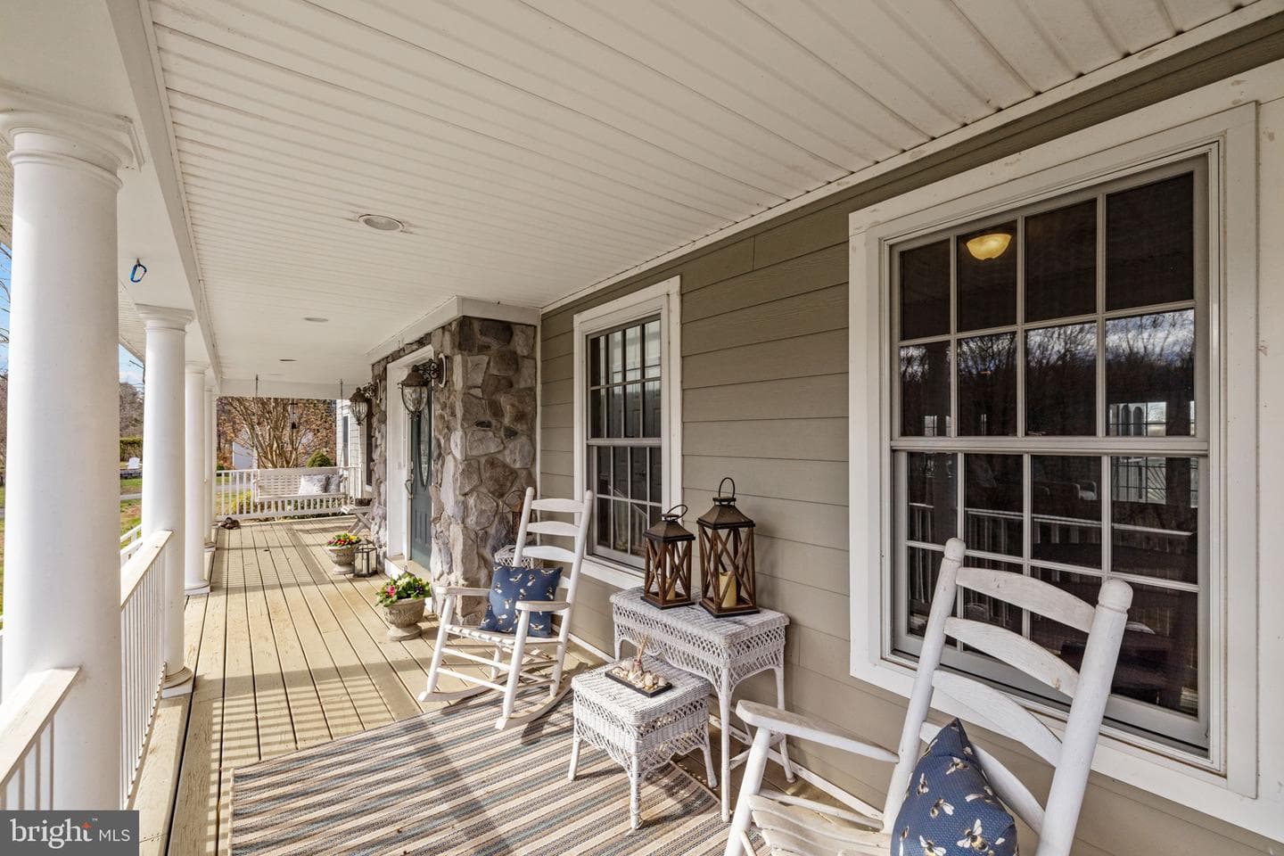 9491 Walsingham Lane photo 18