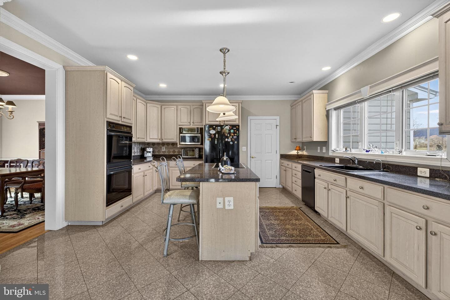 9491 Walsingham Lane photo 38