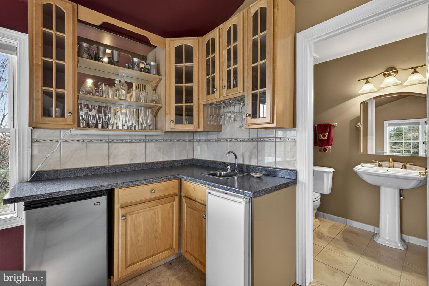 9491 Walsingham Lane photo 45