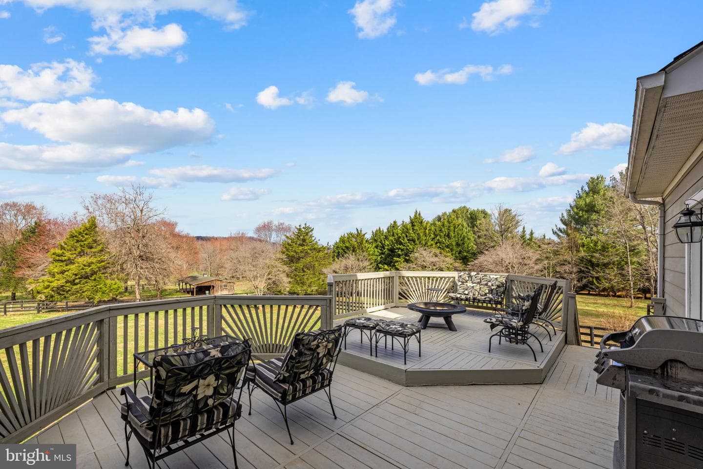 9491 Walsingham Lane photo 64