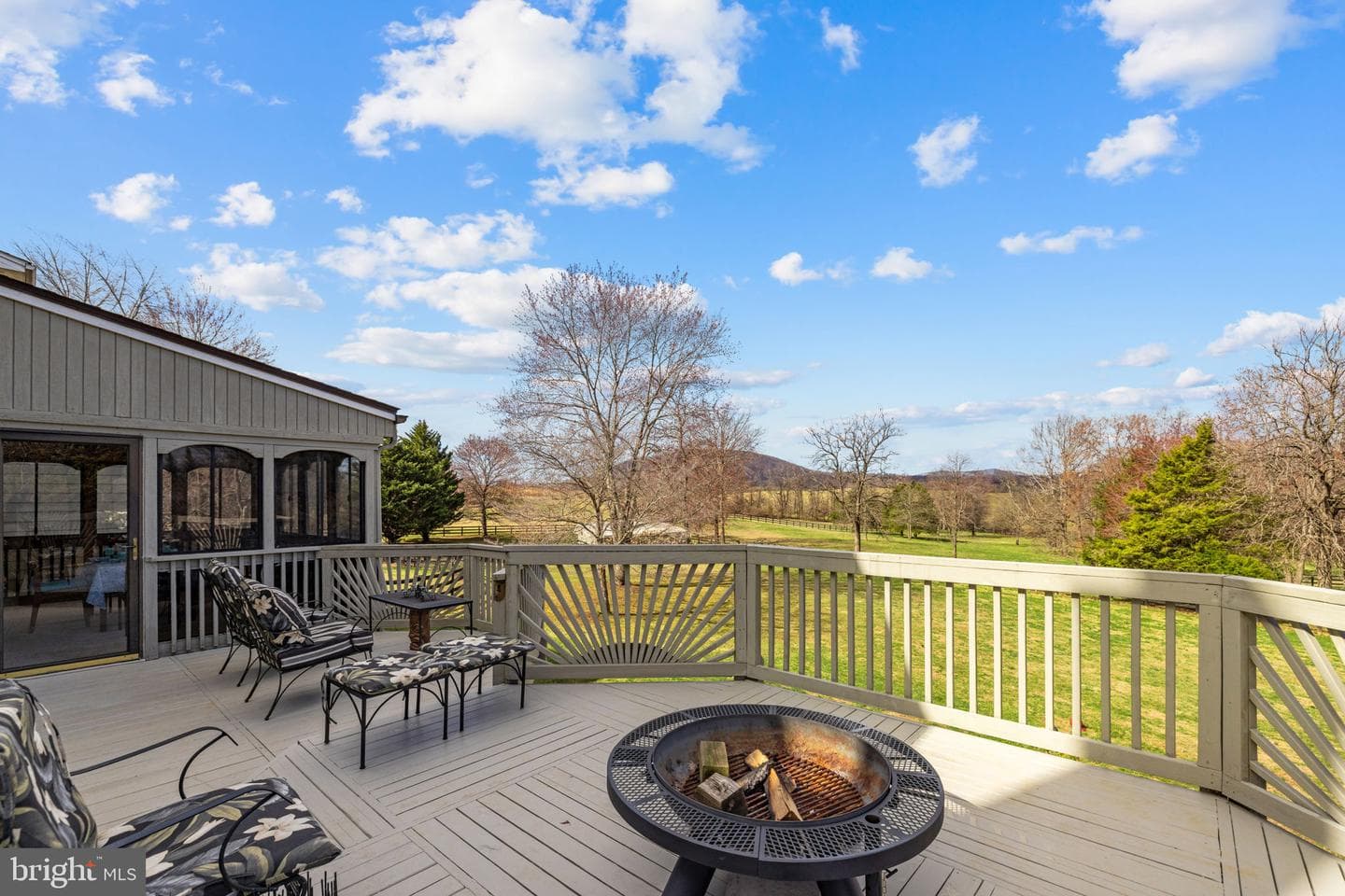 9491 Walsingham Lane photo 66
