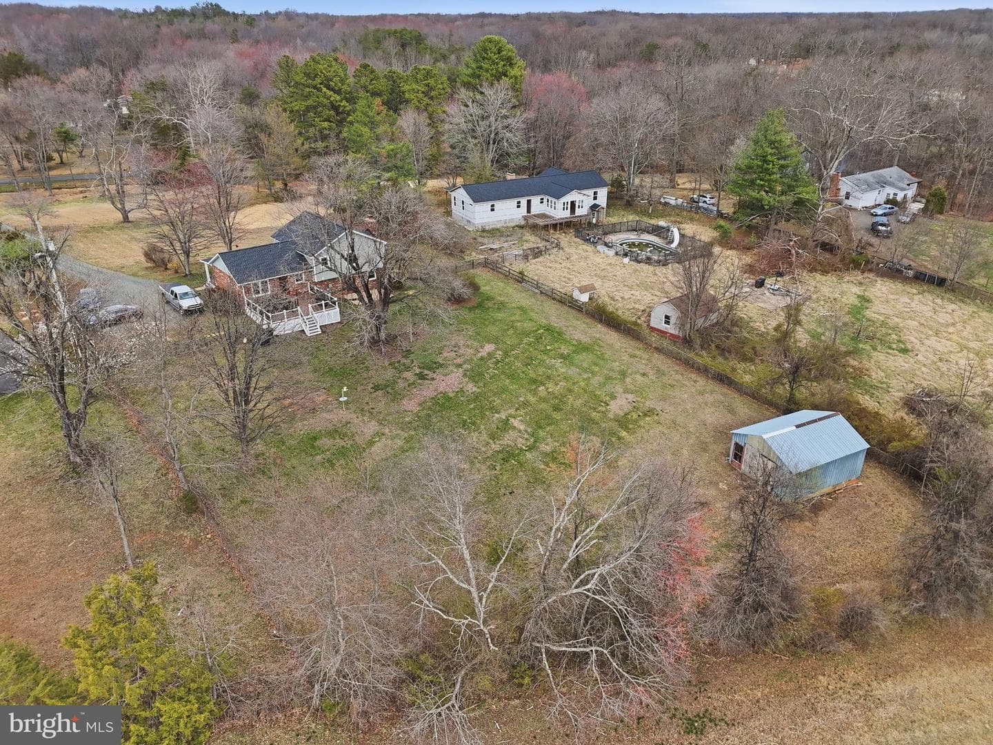 4051 Ringwood Road photo 6
