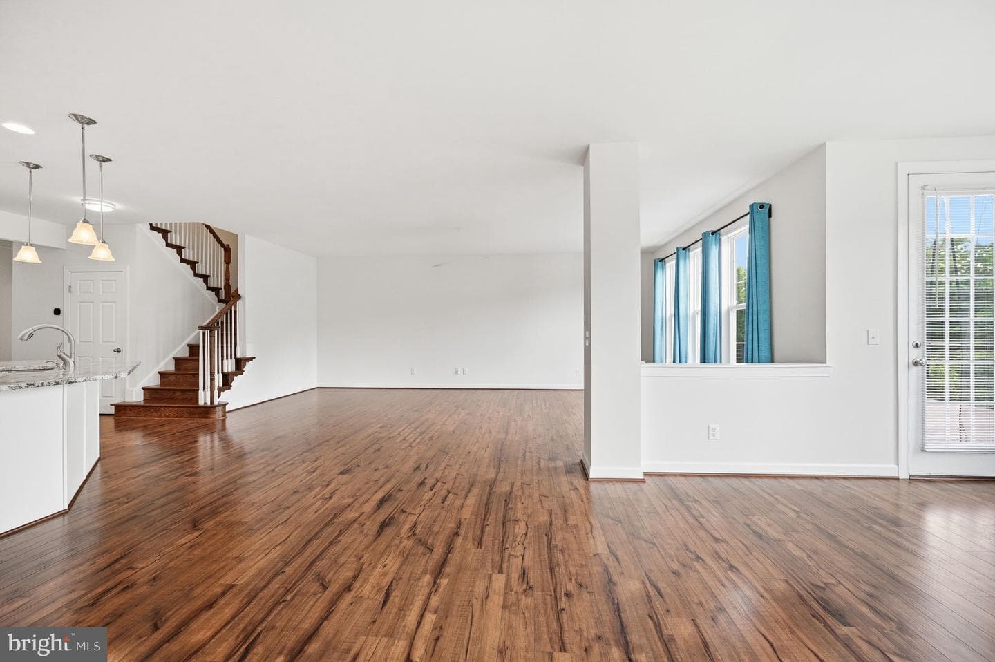 6299 Margaret Way photo 16
