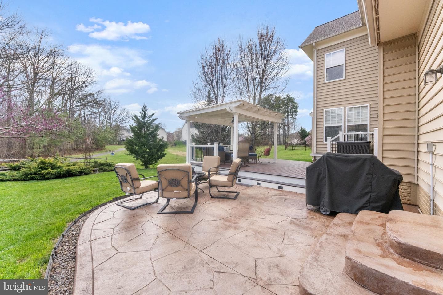 4045 Cray Drive photo 5