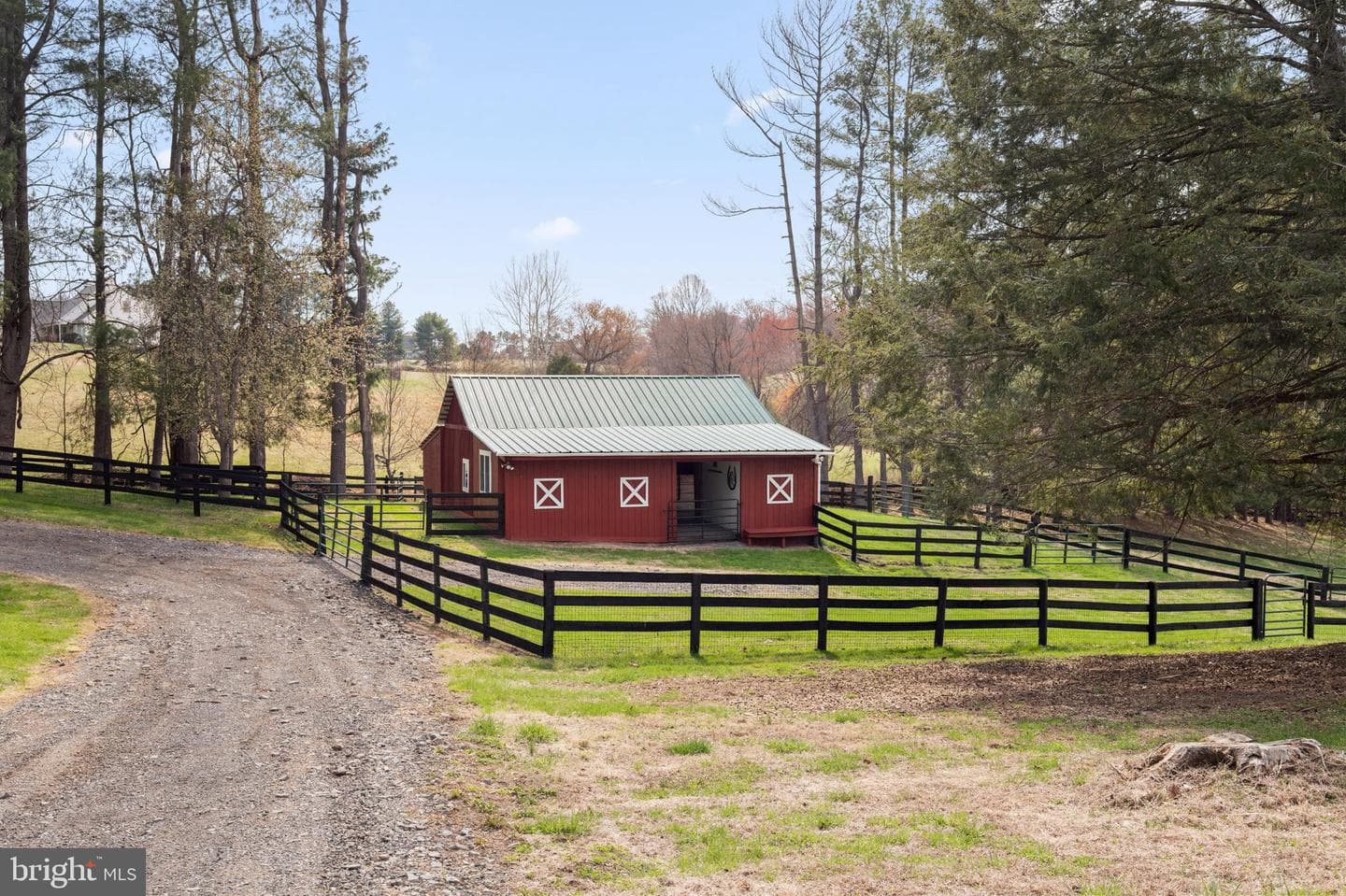10803 Crest Hill Road, Marshall