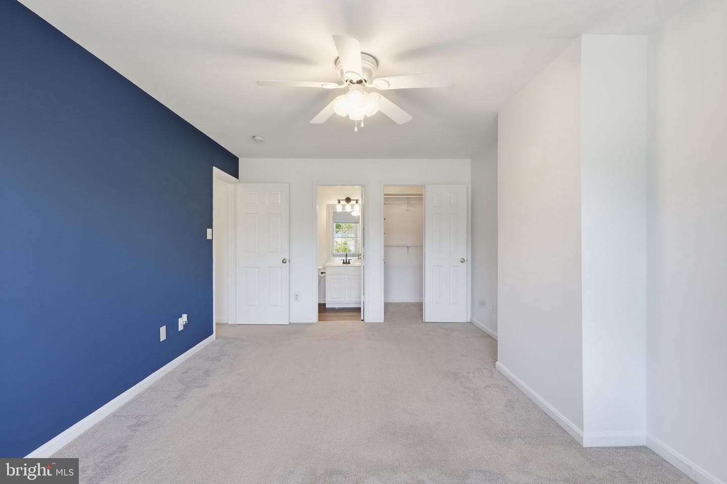 7020 Helm Drive photo 17