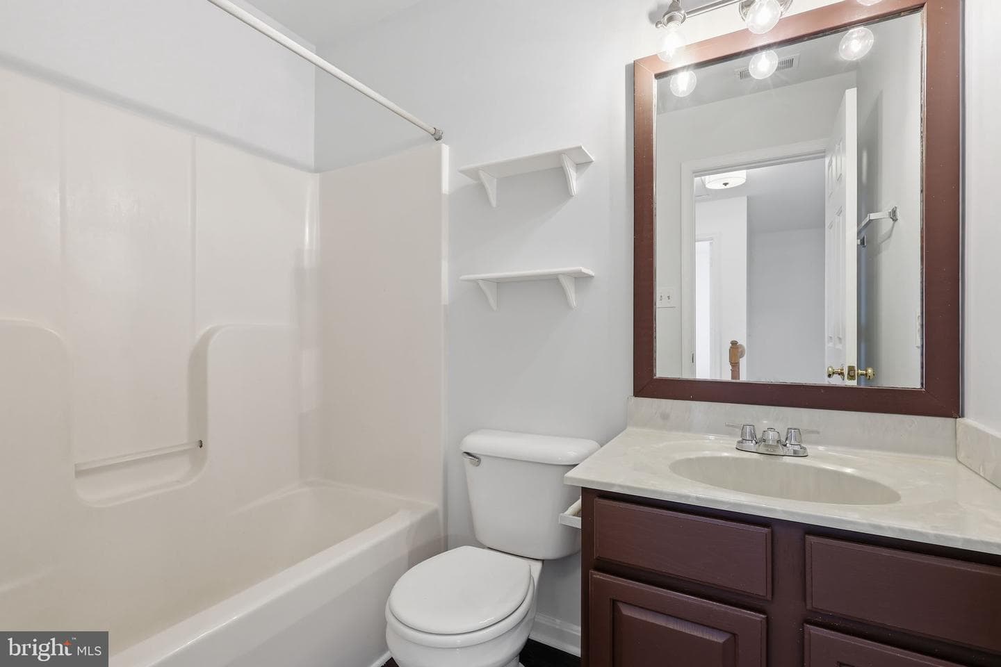 7020 Helm Drive photo 25