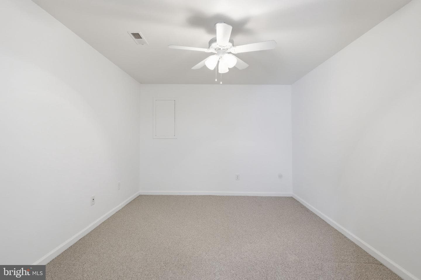 7020 Helm Drive photo 29