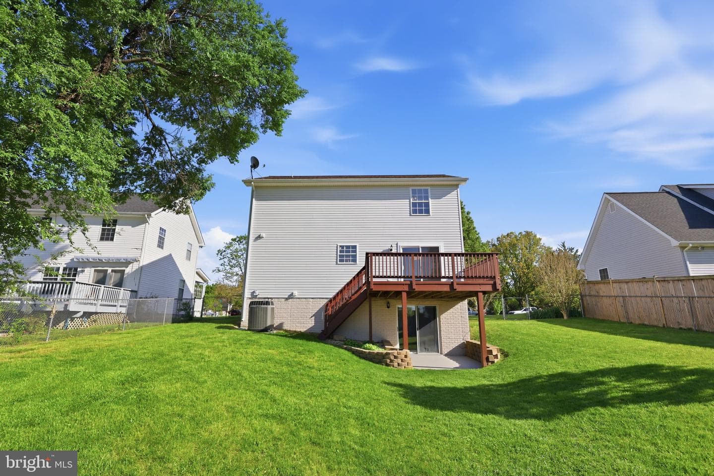 7020 Helm Drive photo 32