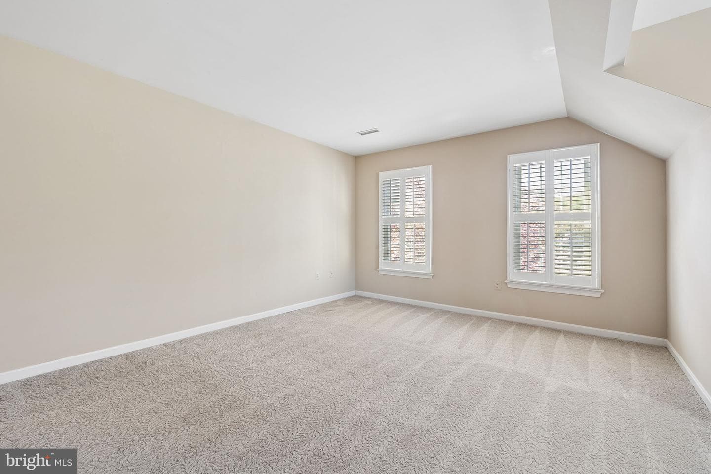 7573 Fusilier Drive photo 55