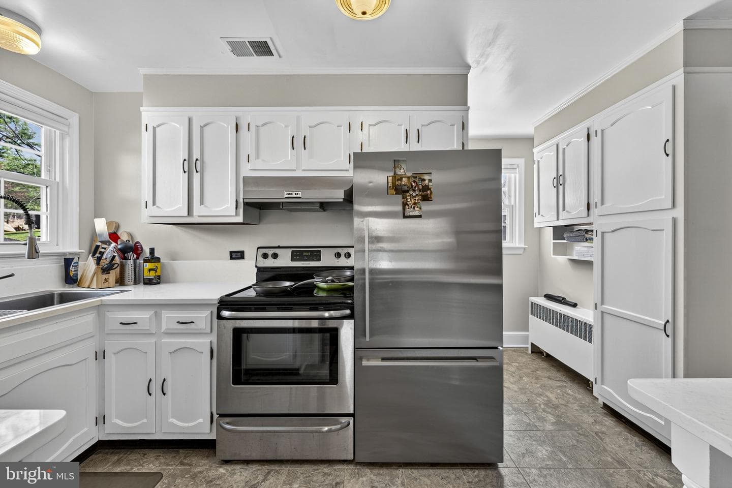 653 Federal Street photo 18