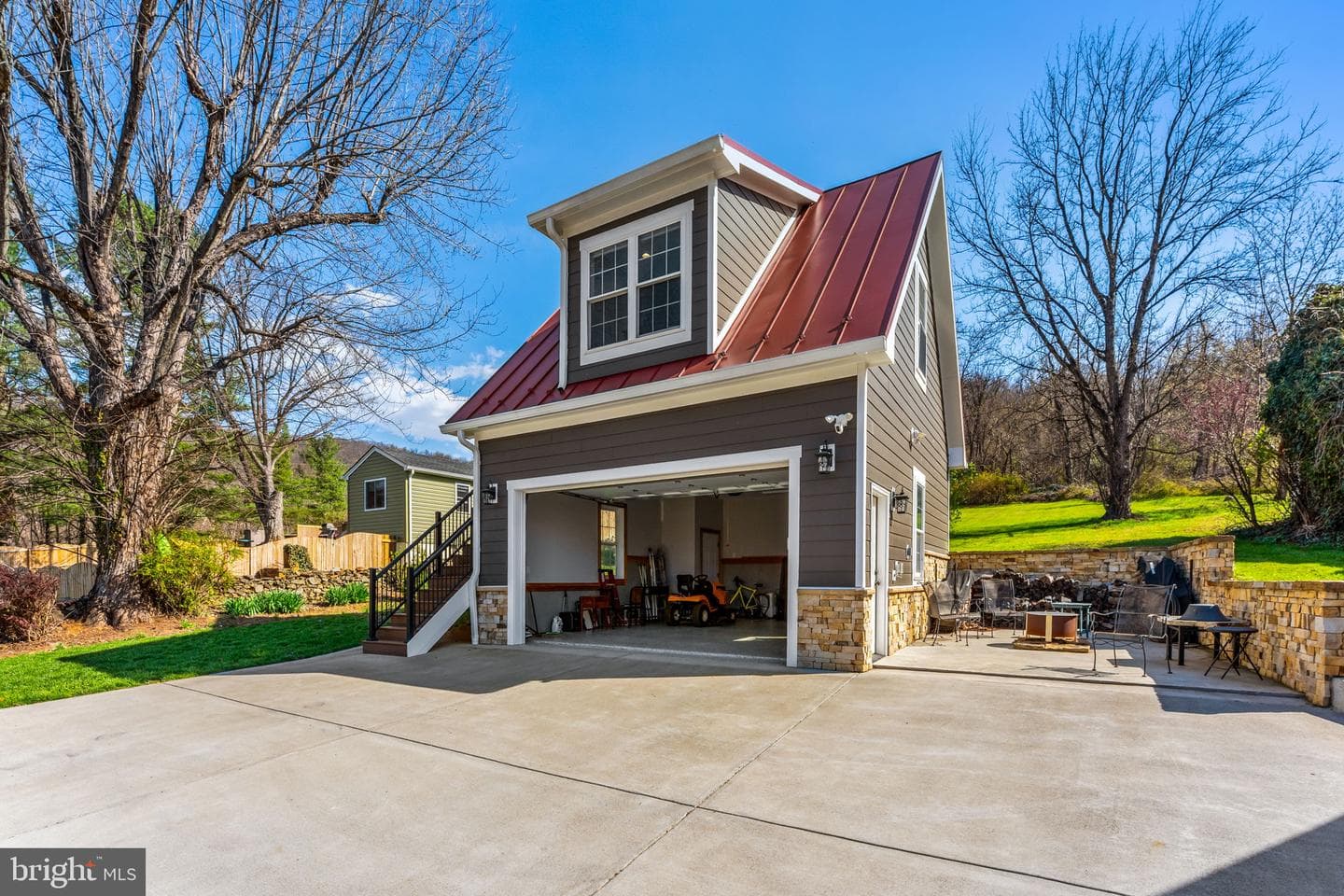 653 Federal Street photo 56