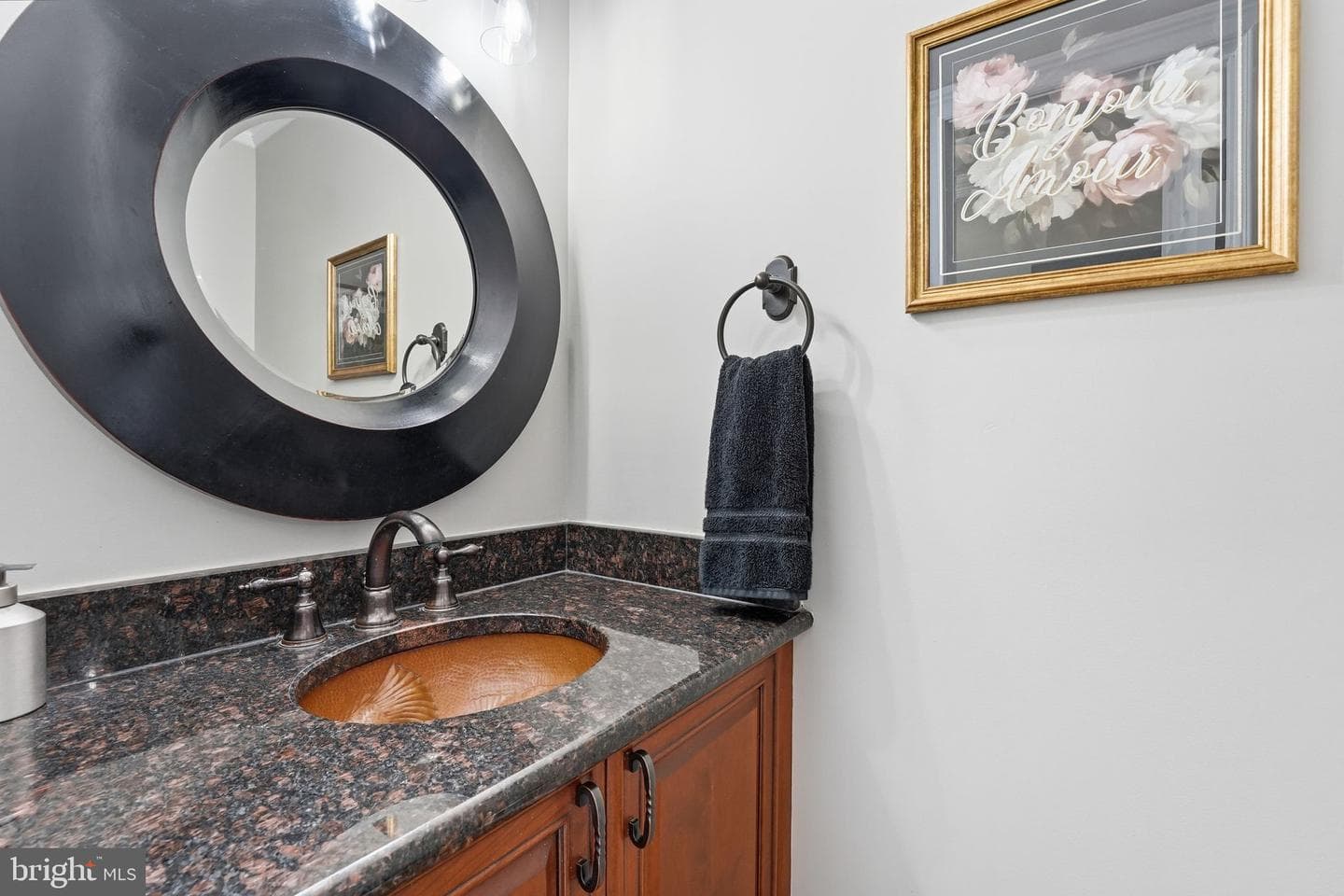 114 Erin Drive photo 28
