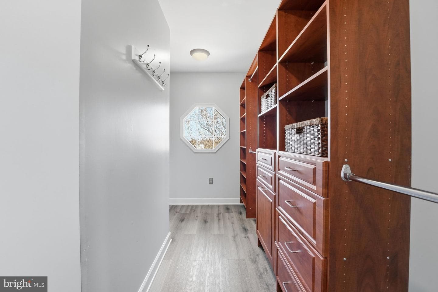 114 Erin Drive photo 44