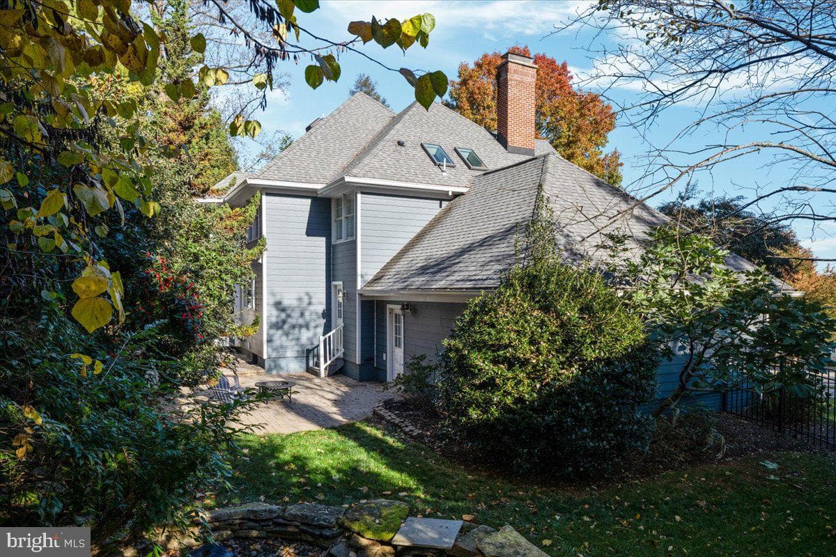 114 Erin Drive photo 75