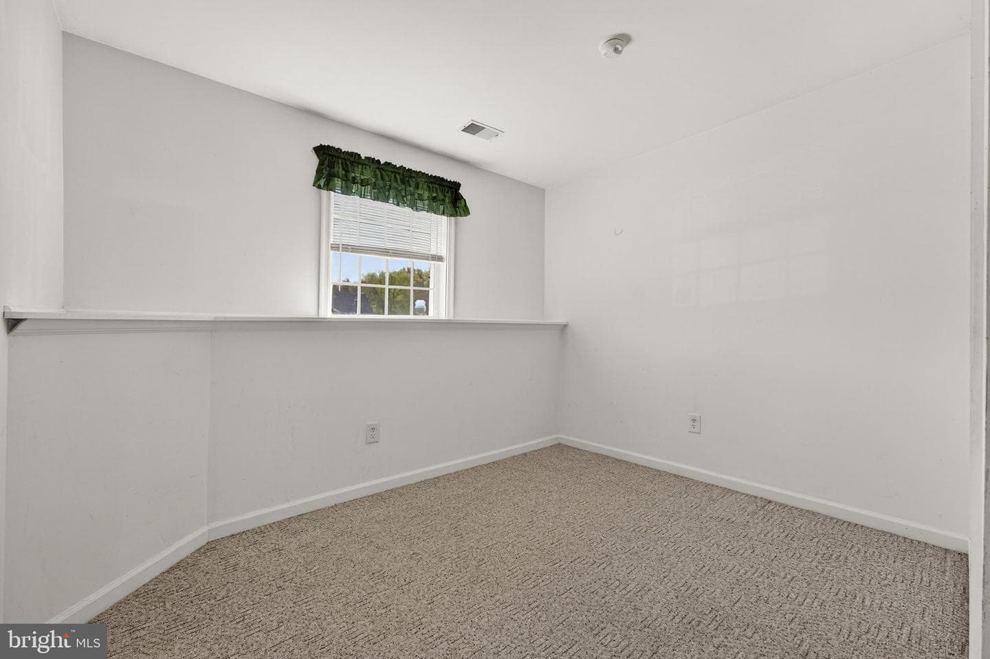 12166 Amanda Court photo 26