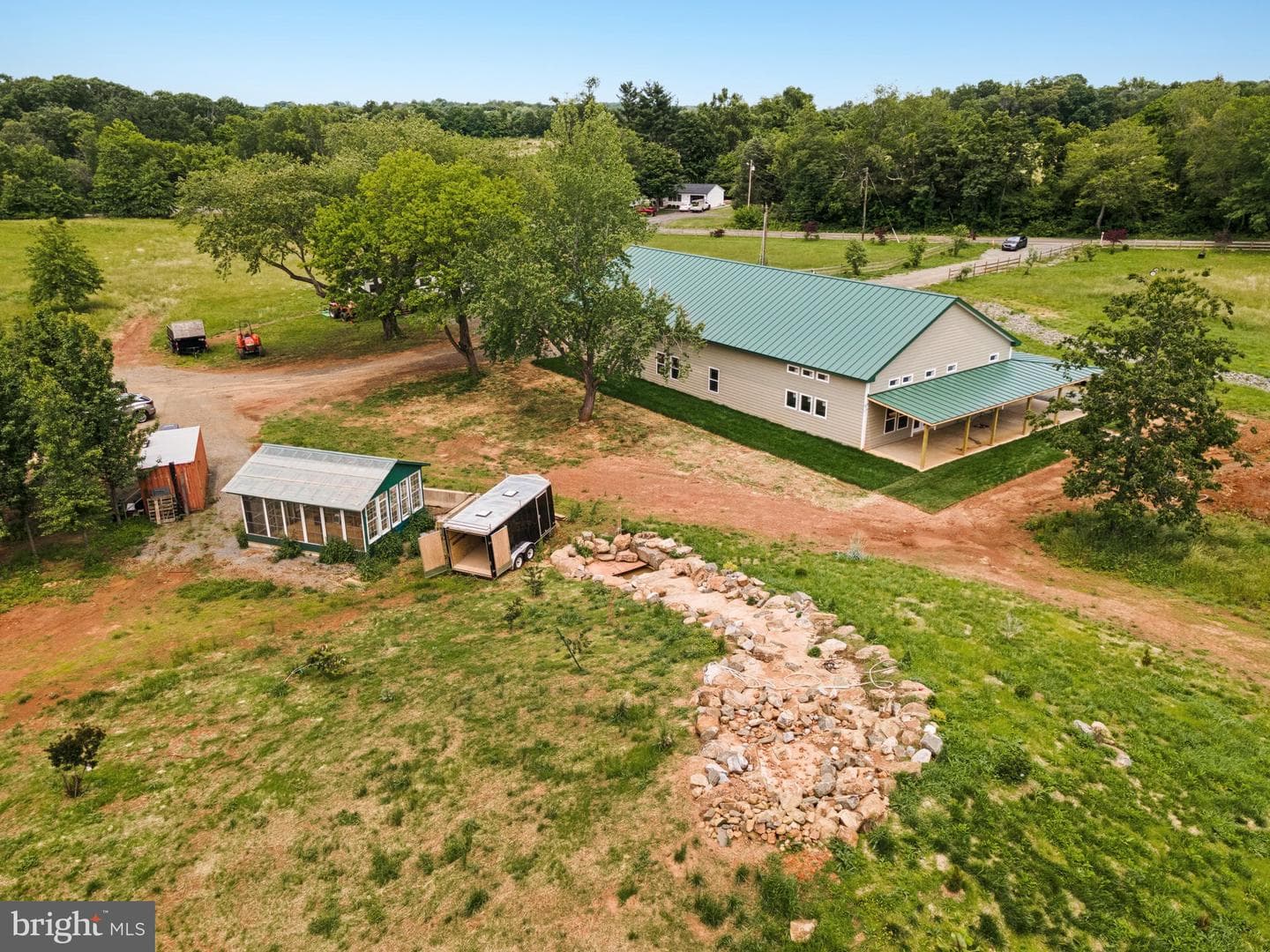 7285 Opal Road photo 3