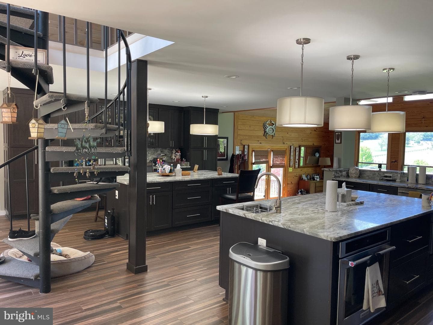 7747 Riverside Farm Road photo 11