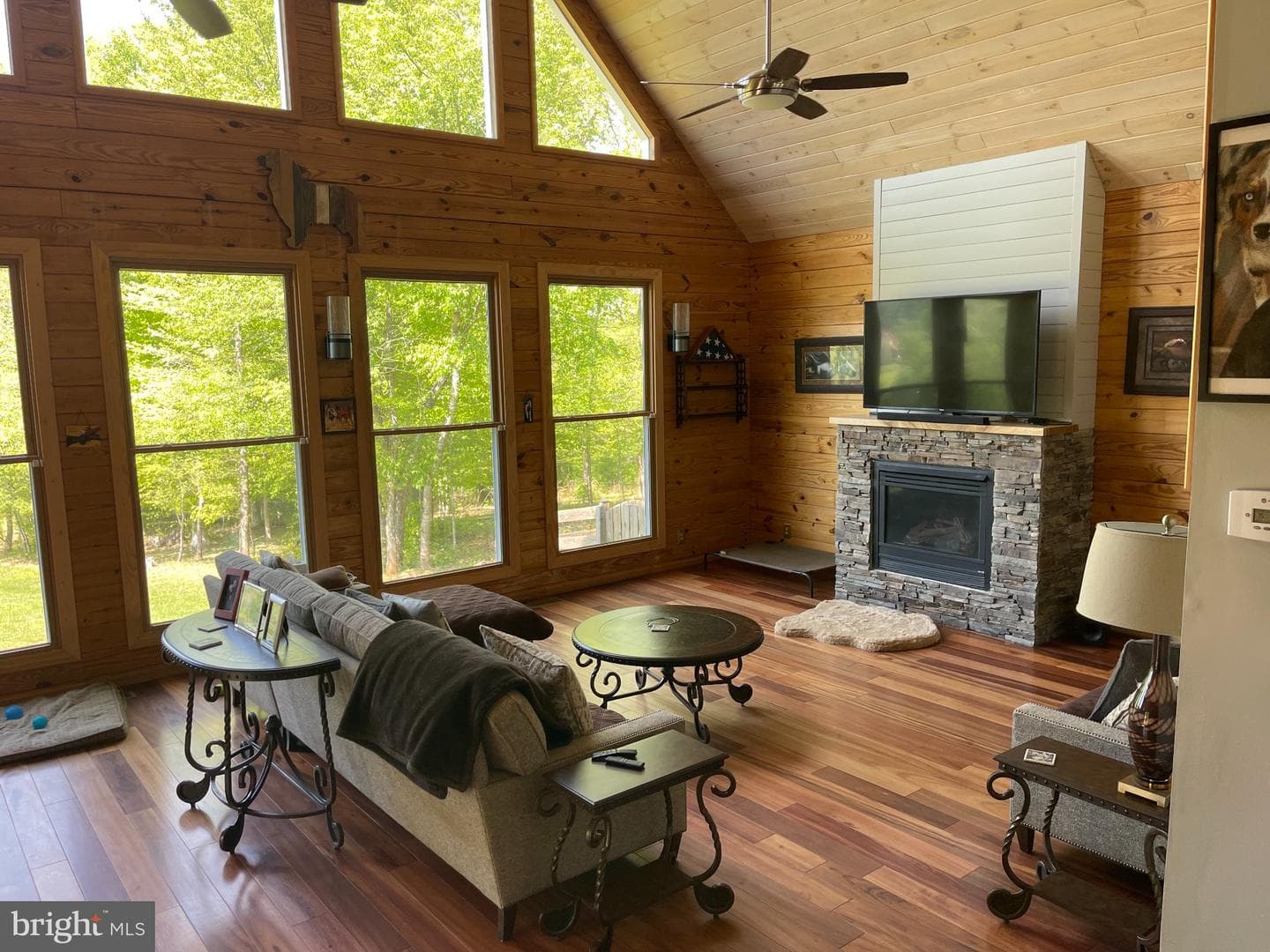 7747 Riverside Farm Road photo 15