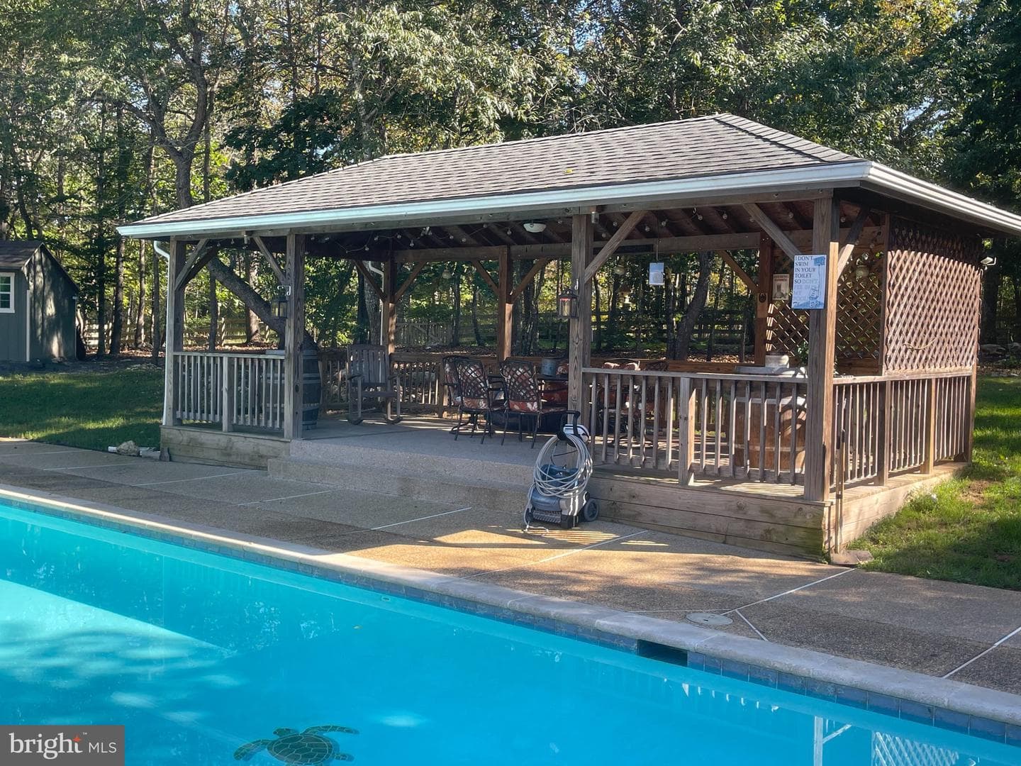 7747 Riverside Farm Road photo 35
