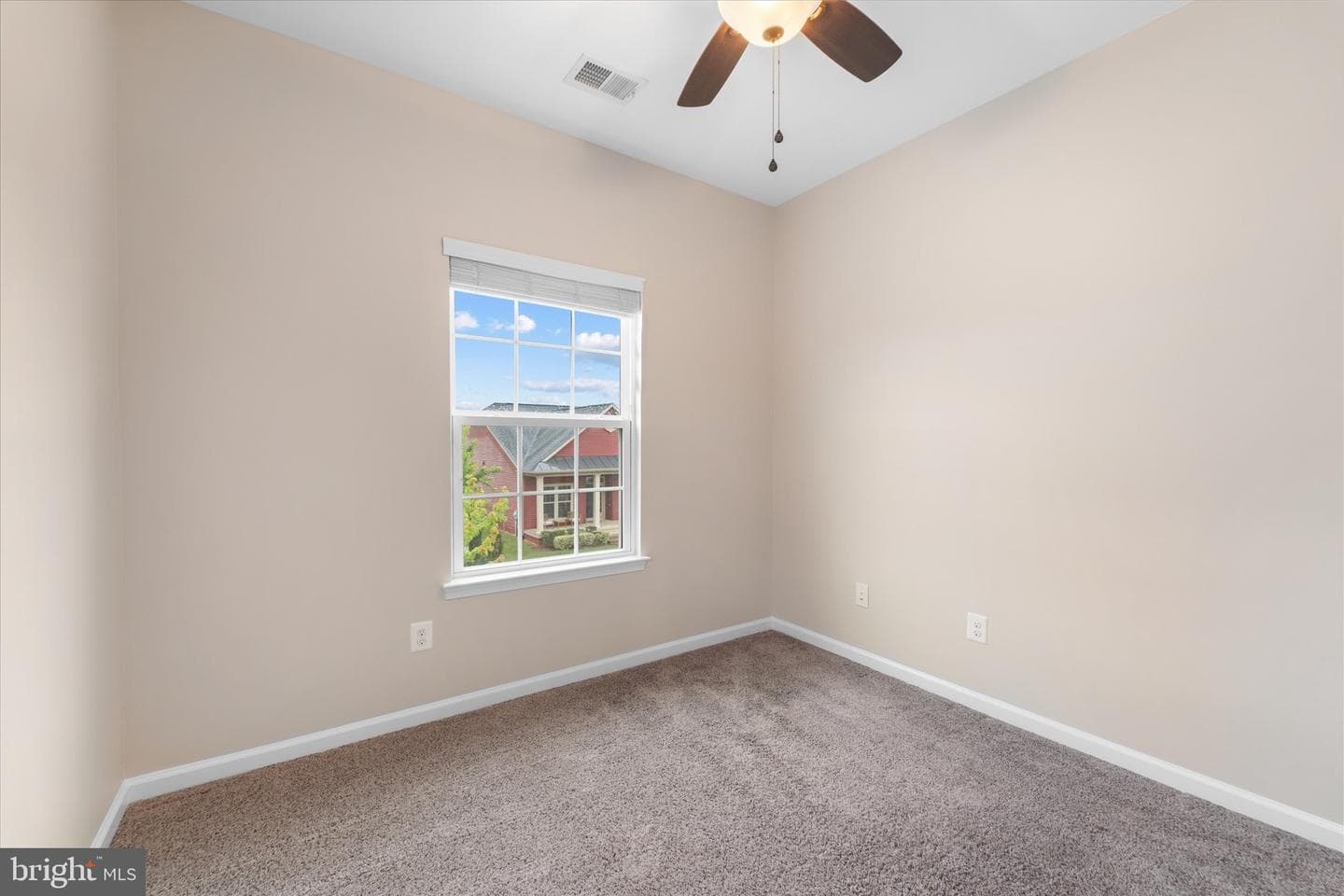 2979 Revere Street photo 33