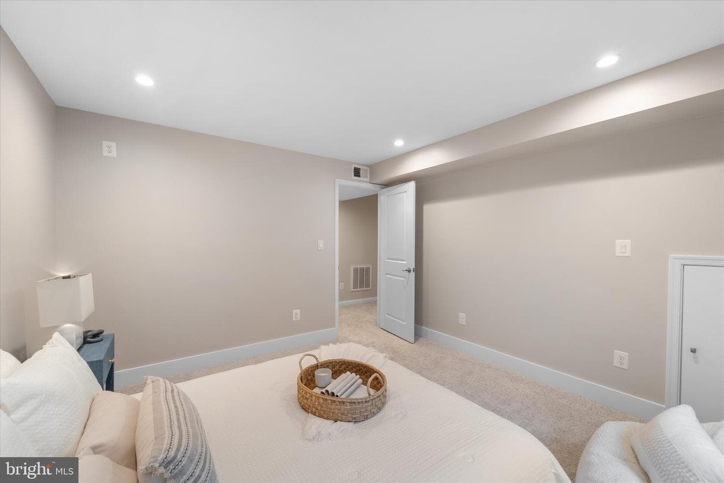 2979 Revere Street photo 44