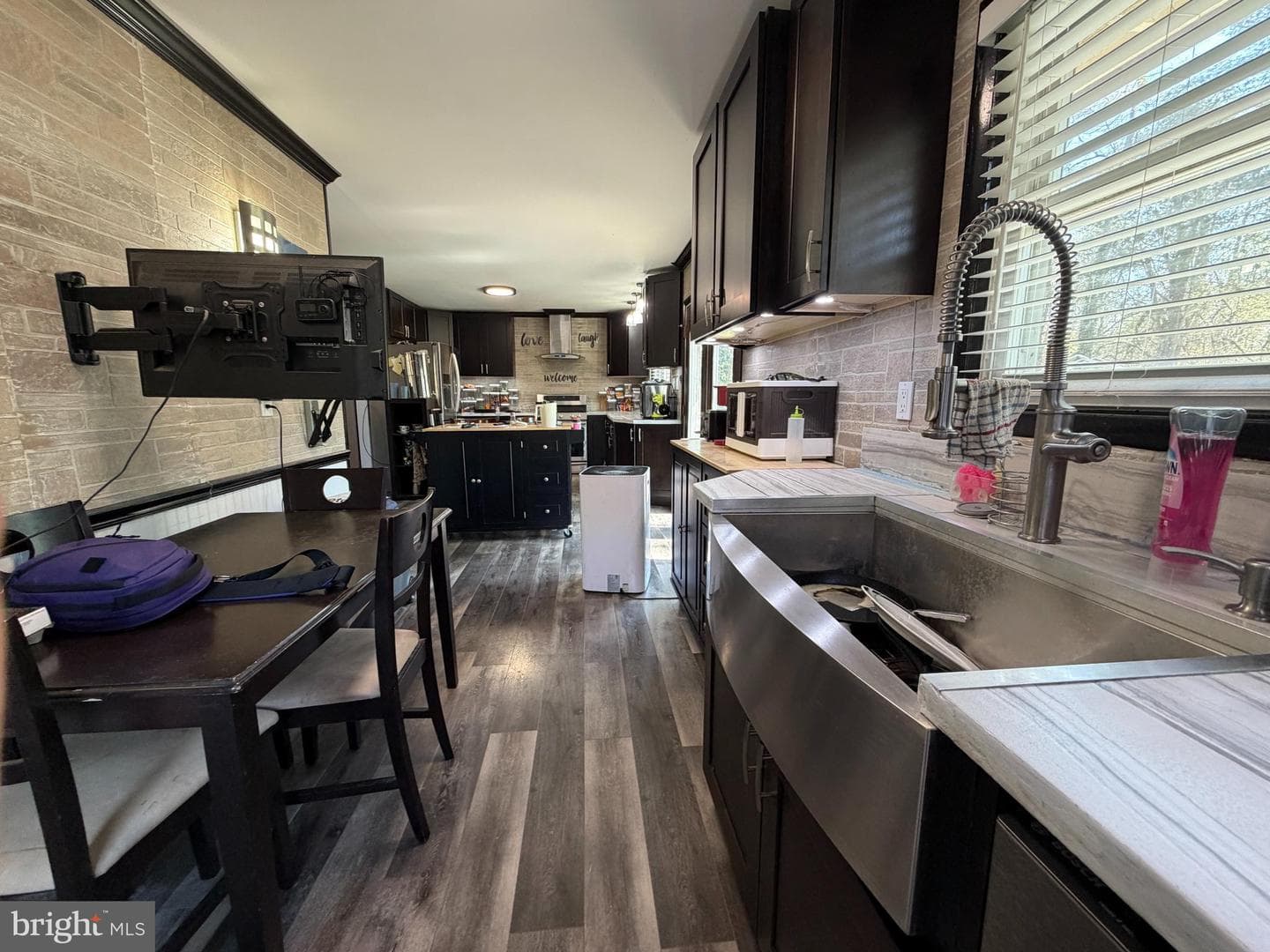 8093 Meetze Road photo 6