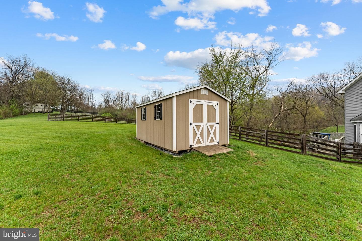 11518 John Marshall Highway photo 25