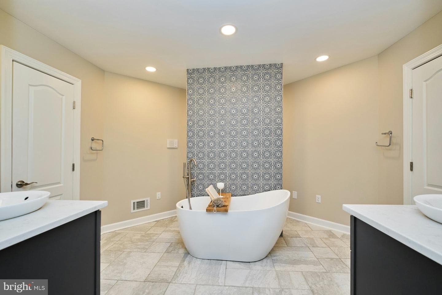 5828 Hunton Wood Drive photo 44