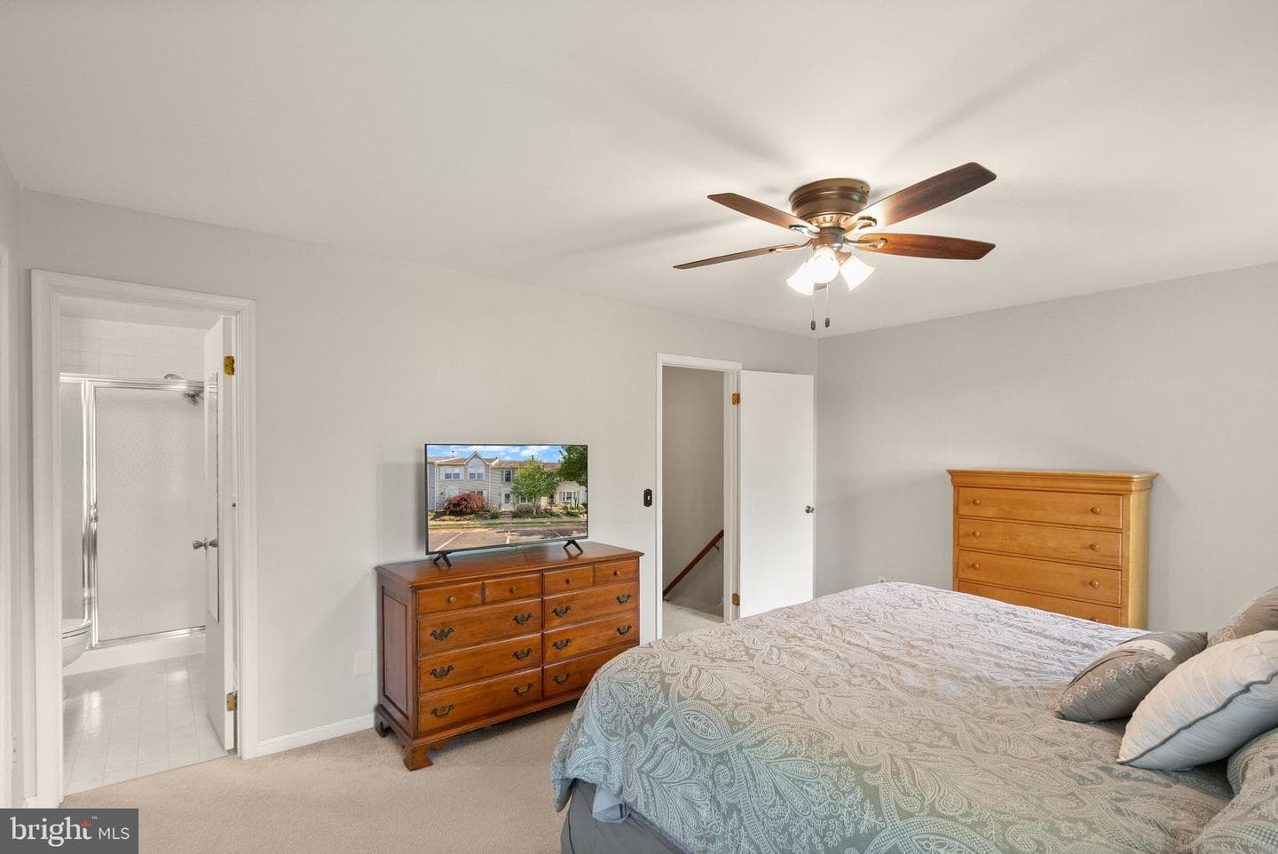 711 Acorn Court photo 25