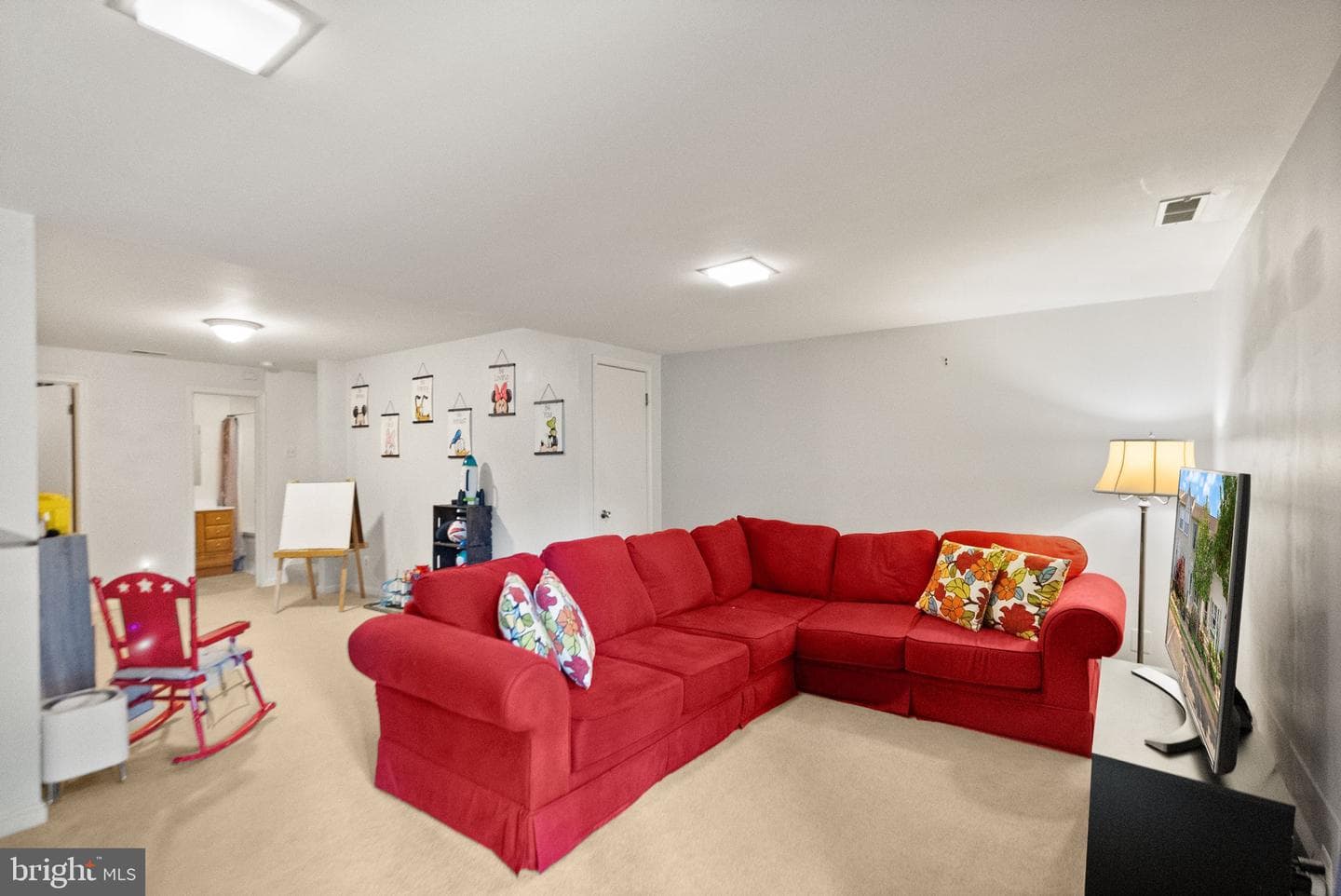 711 Acorn Court photo 39