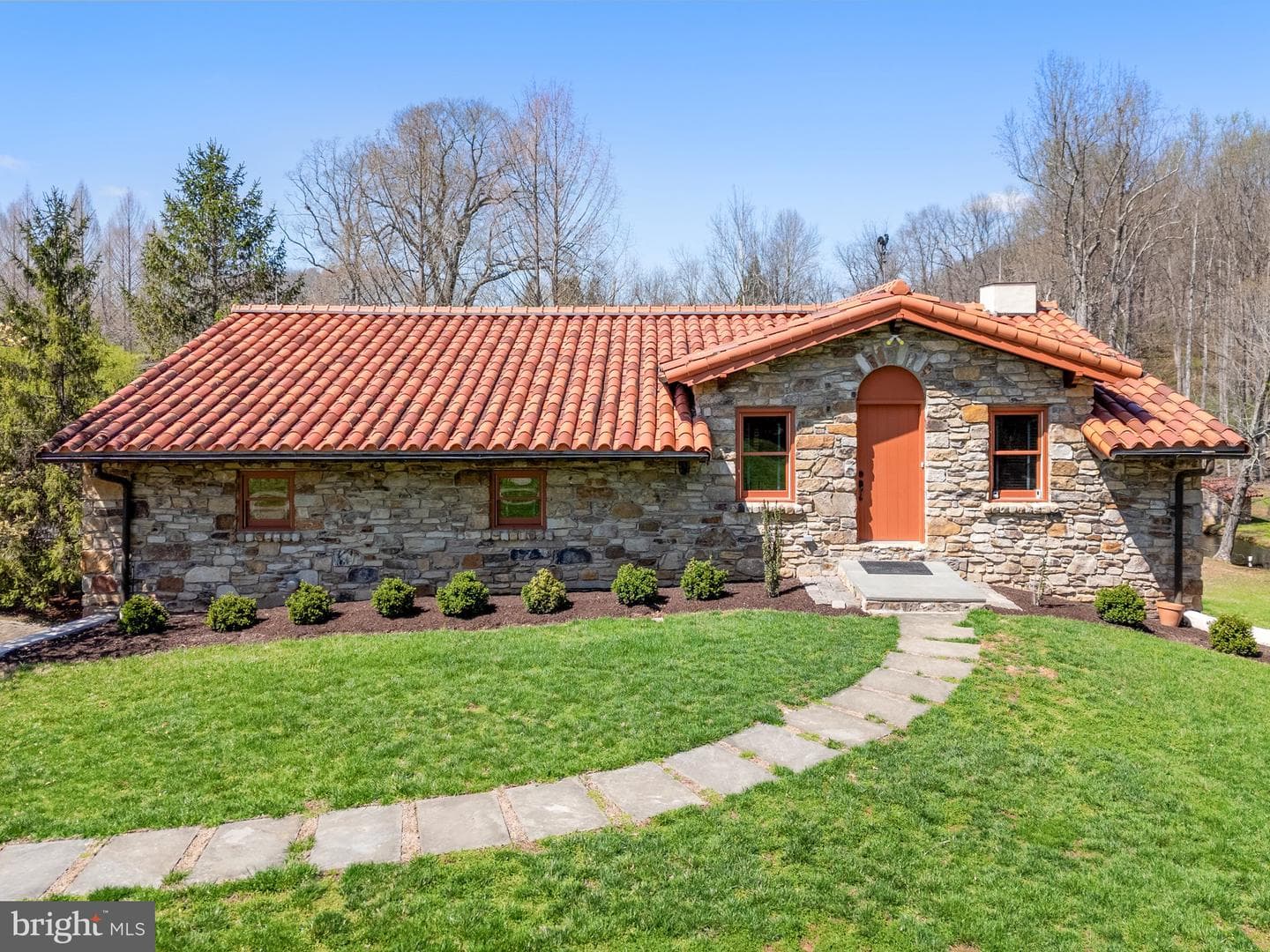 2547 Halfway Road photo 52