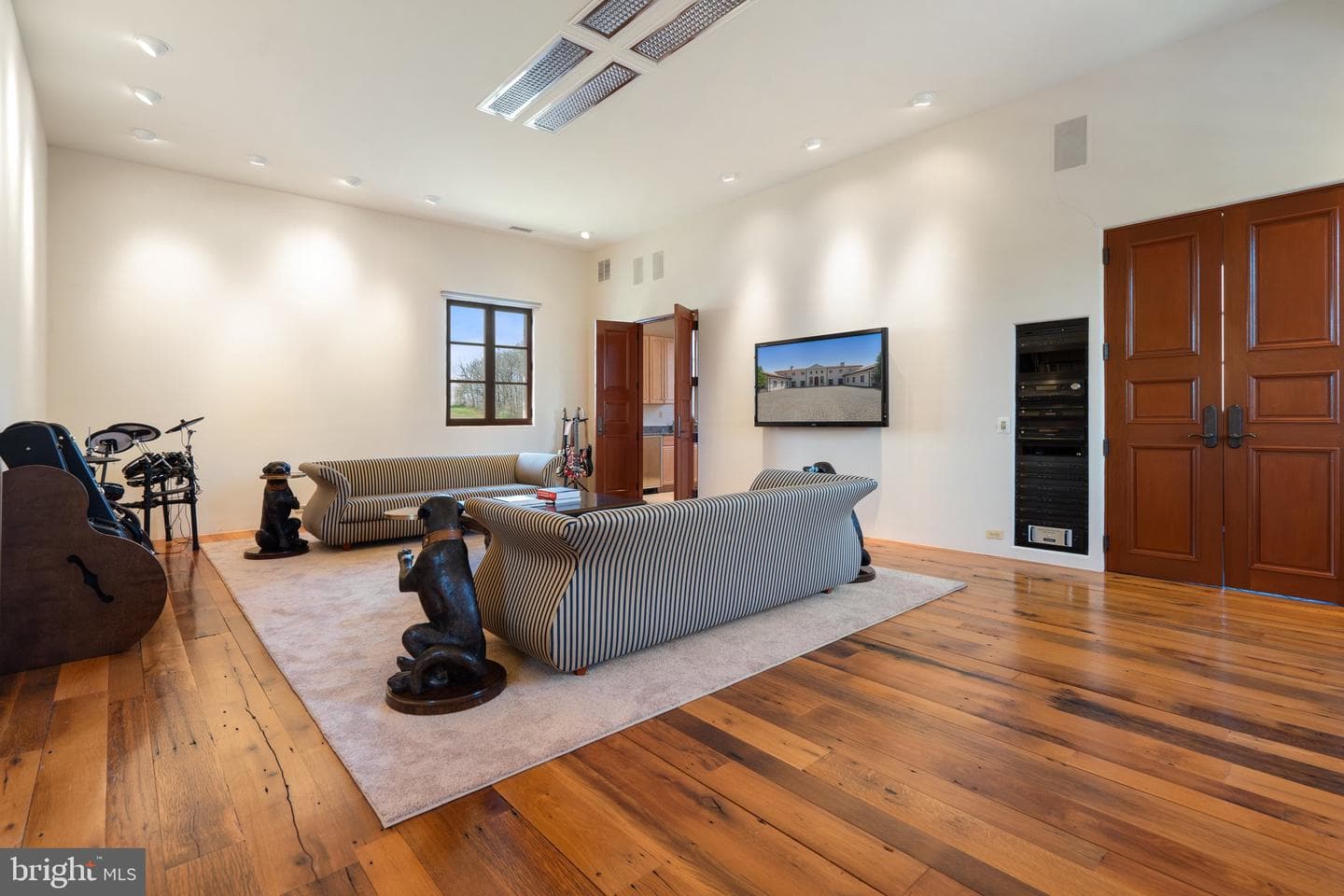 2547 Halfway Road photo 68