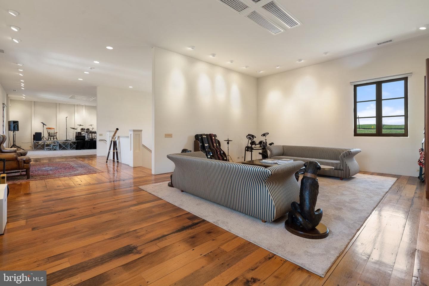 2547 Halfway Road photo 69