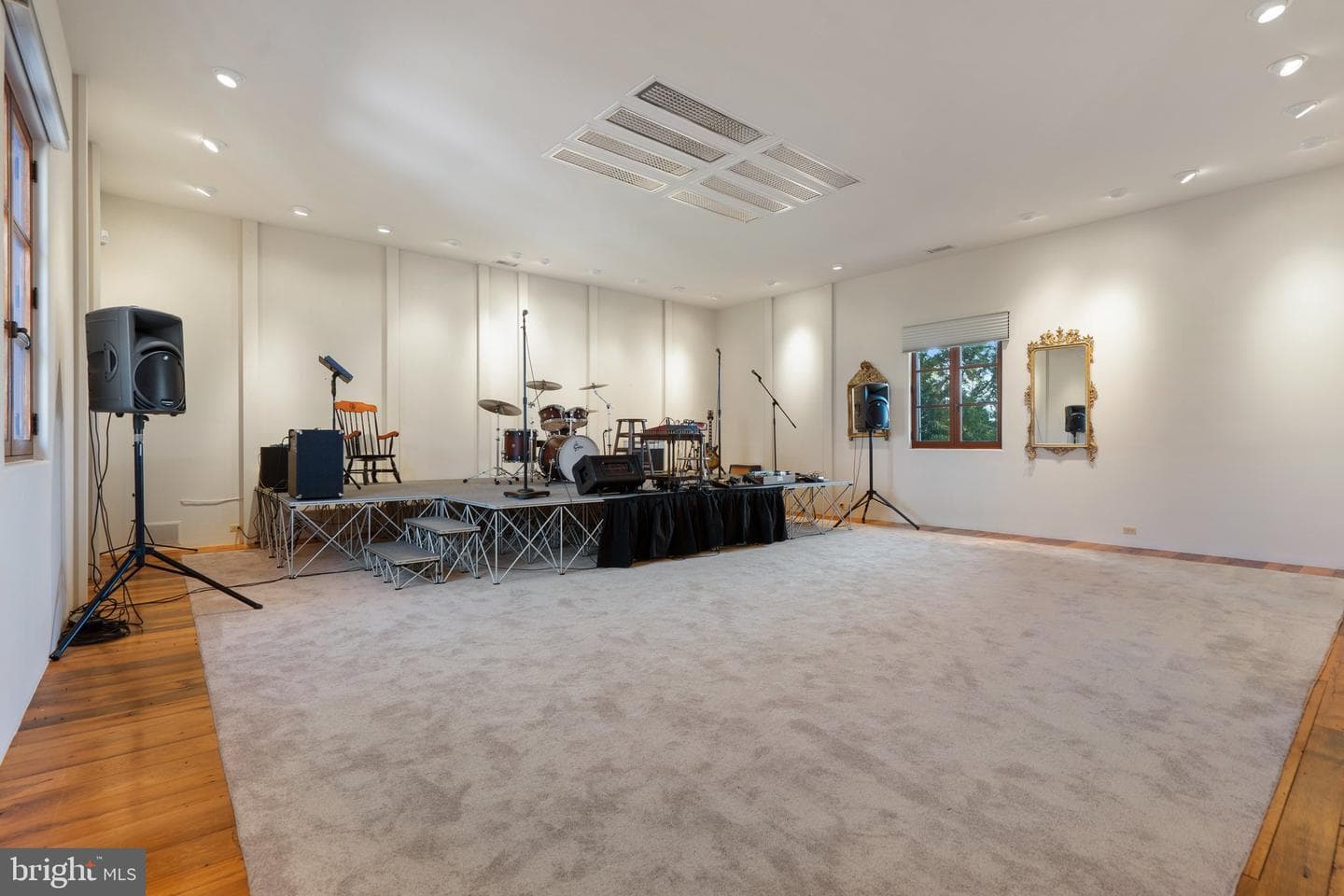 2547 Halfway Road photo 71