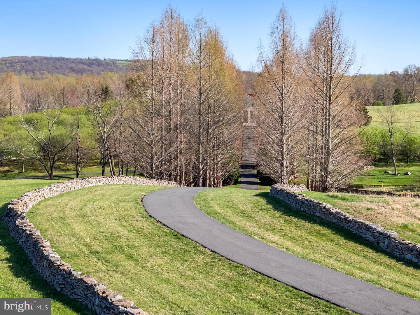 2547 Halfway Road photo 9