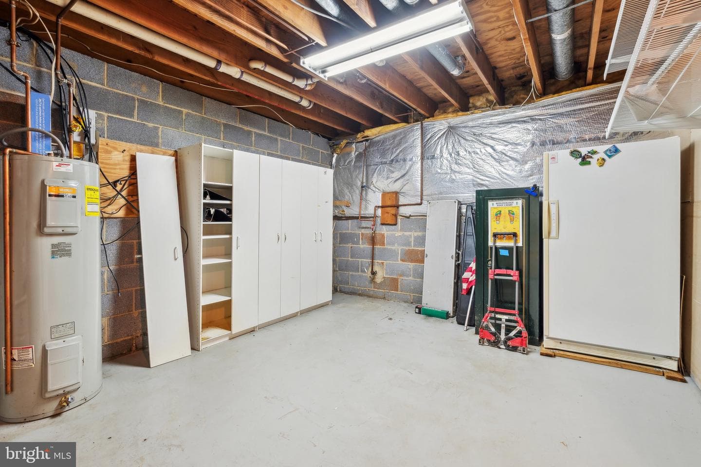 7708 Castlebury Court photo 29