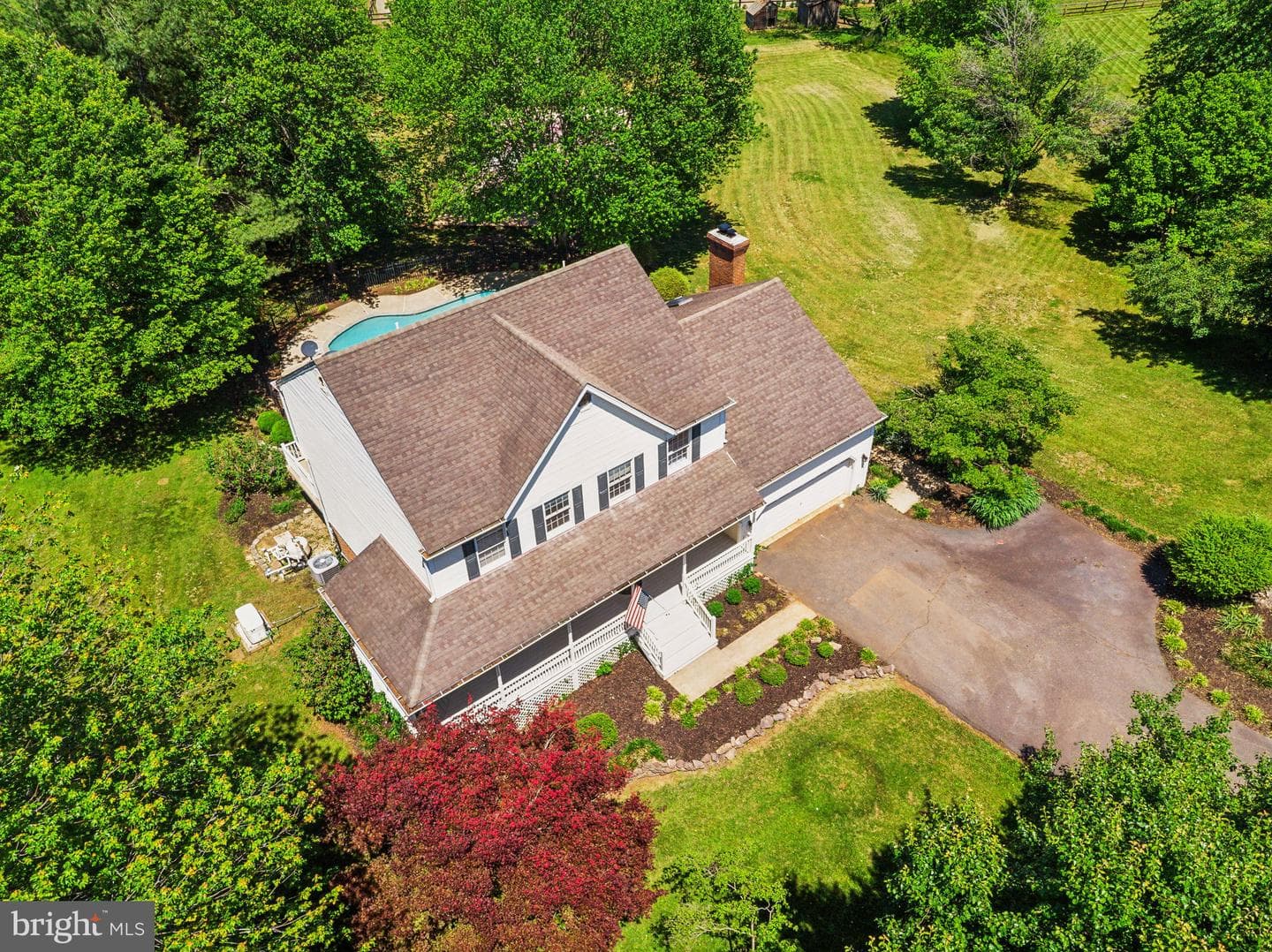 7708 Castlebury Court photo 40
