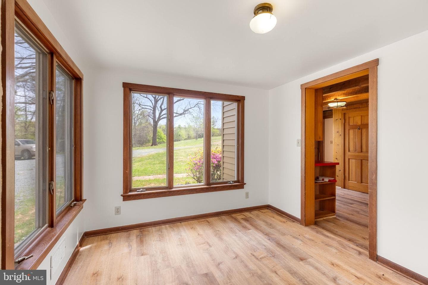 8358 Botha Road photo 14