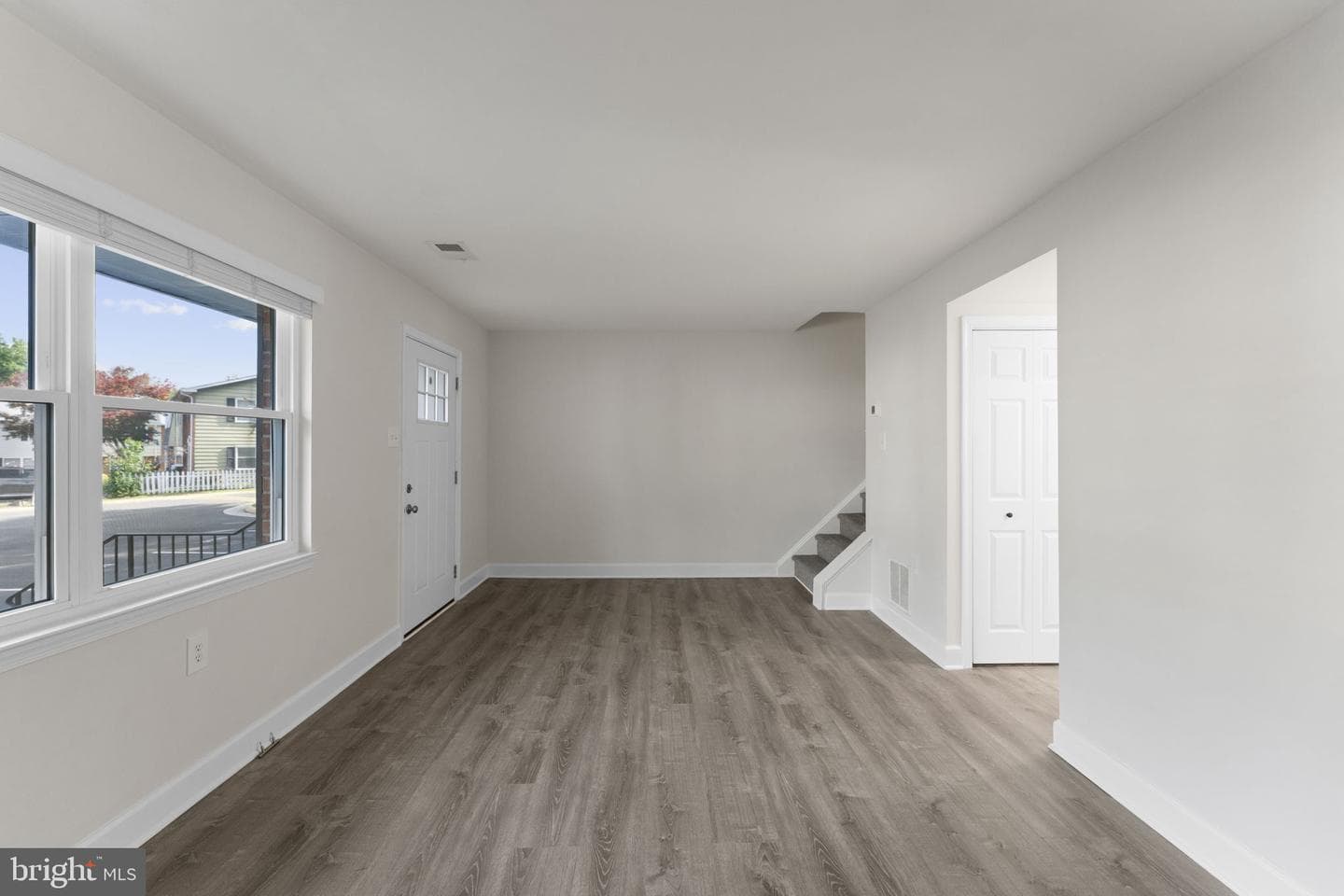 8609 Harrison Court photo 4