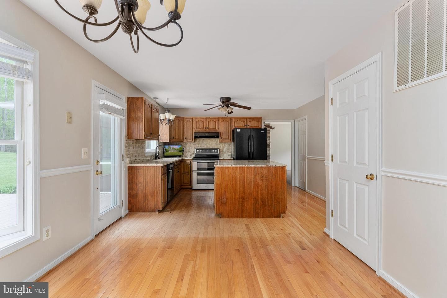 12446 Beaver Lodge Road photo 22