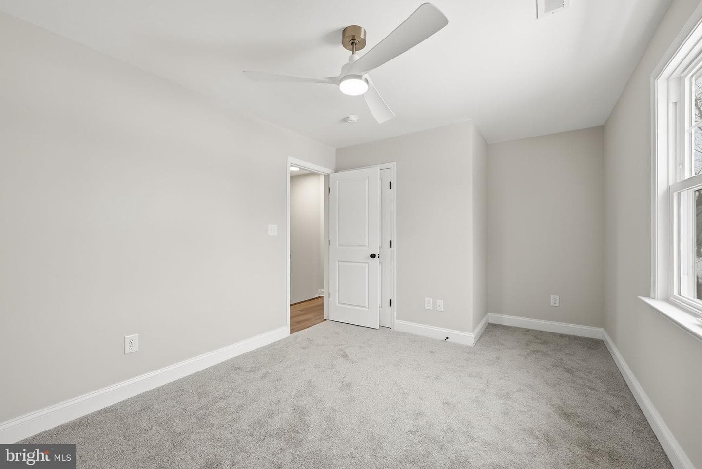 9586 South Pines Road photo 40