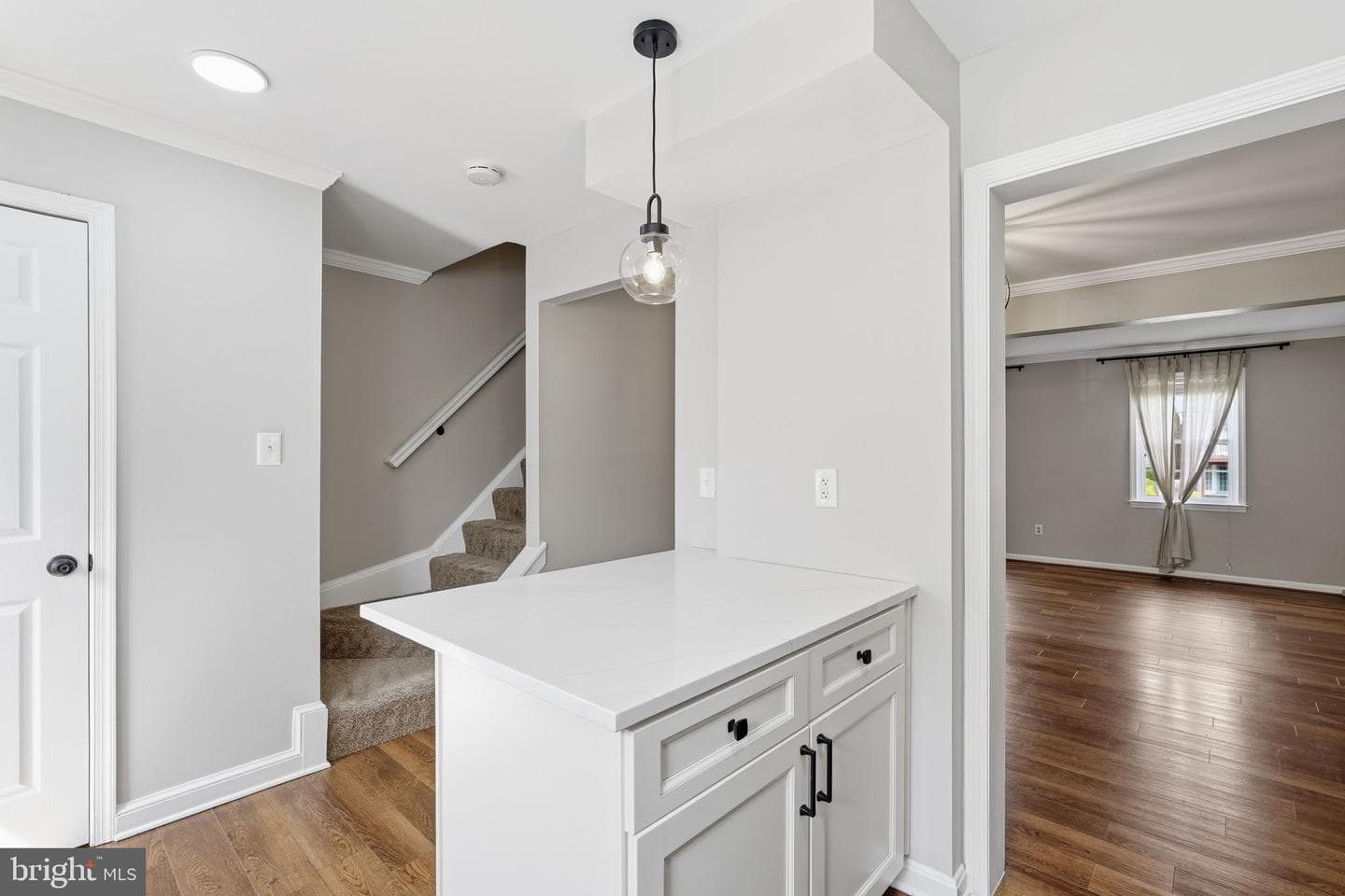 189 Fairfield Drive photo 5
