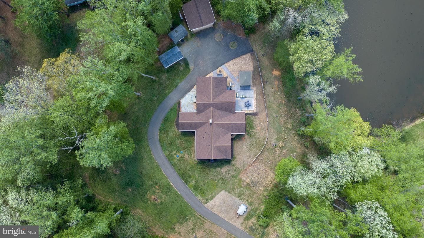 5699 Red Brick Road photo 34