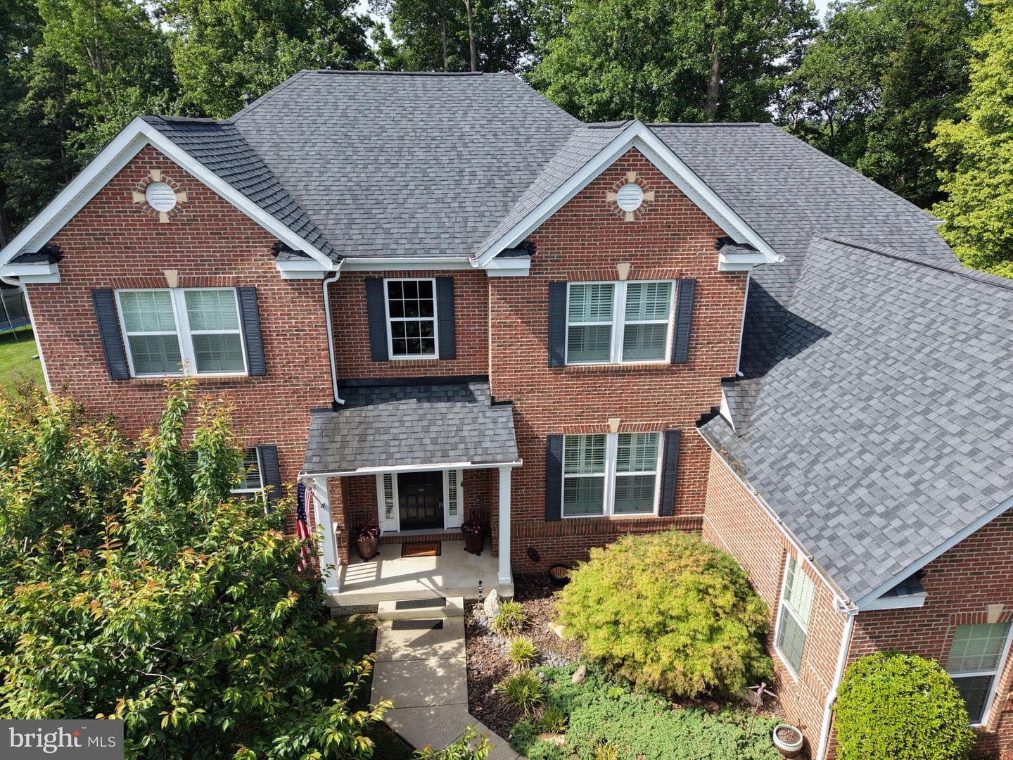 8025 Side Hill Drive photo 4