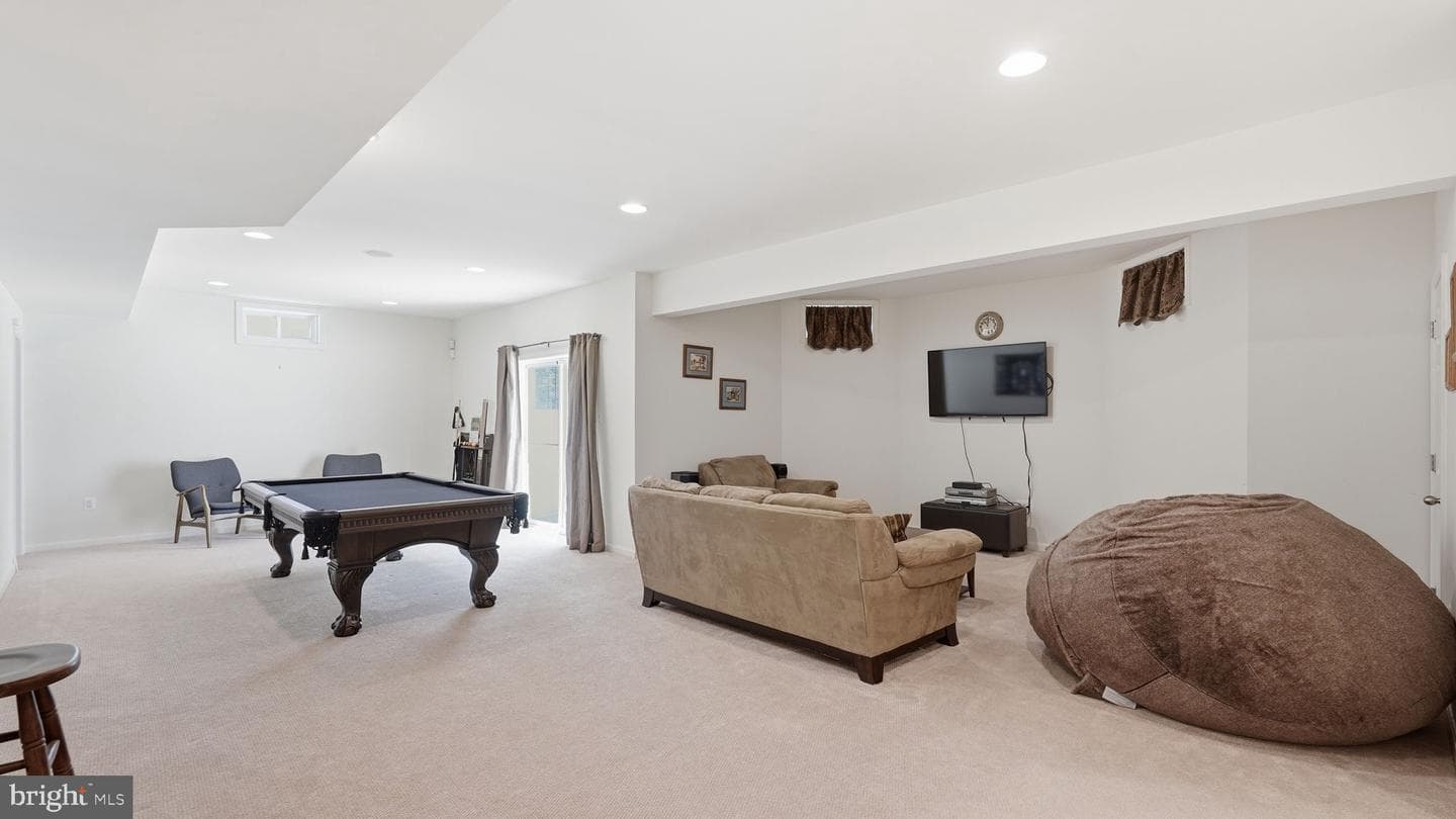 8025 Side Hill Drive photo 41