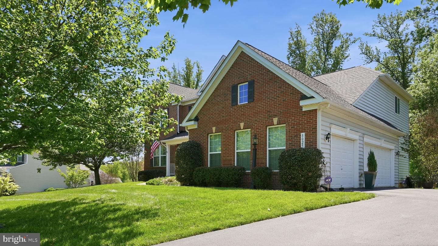 8025 Side Hill Drive photo 5