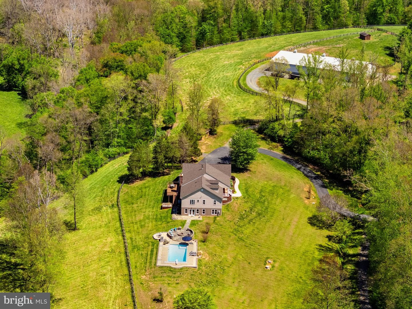 7312 Oak Lane, Marshall