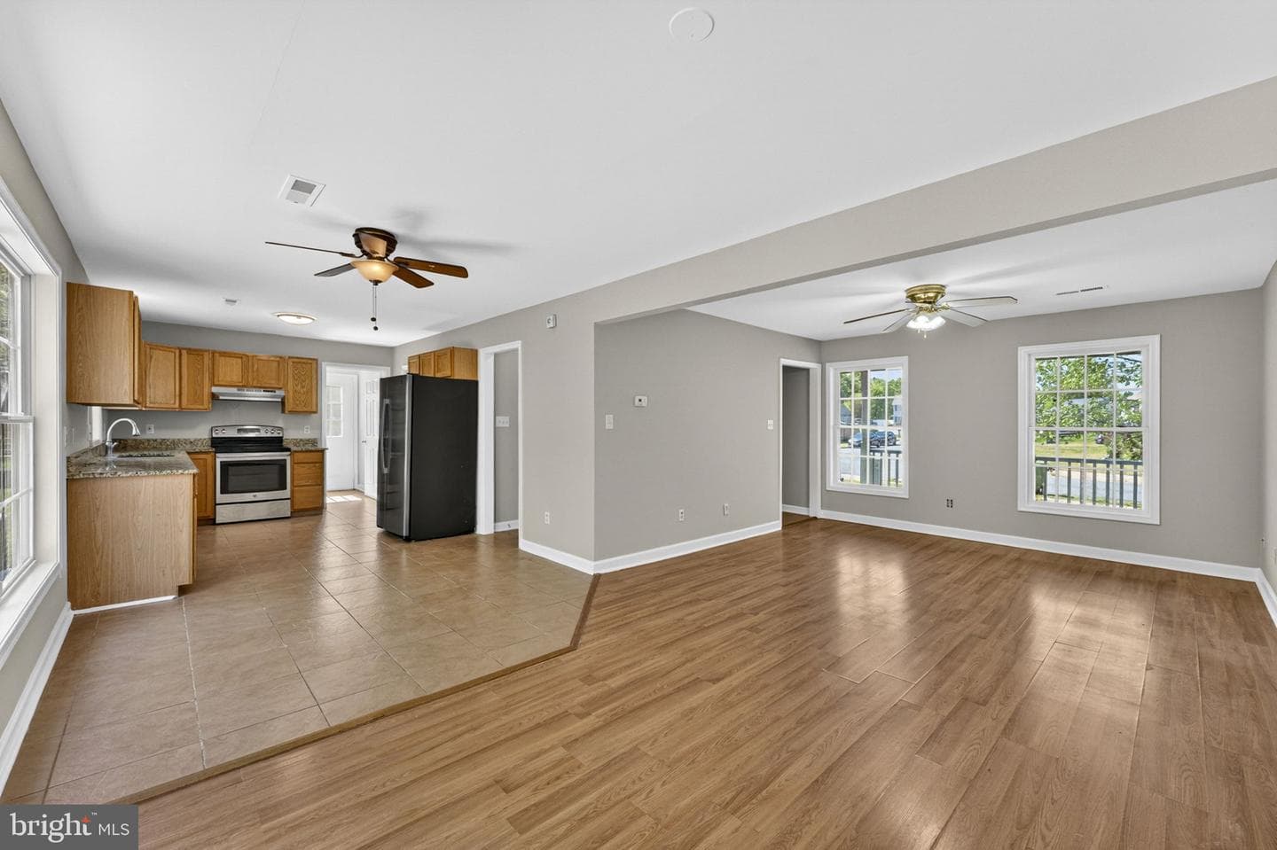 6973 Justin Court E photo 18